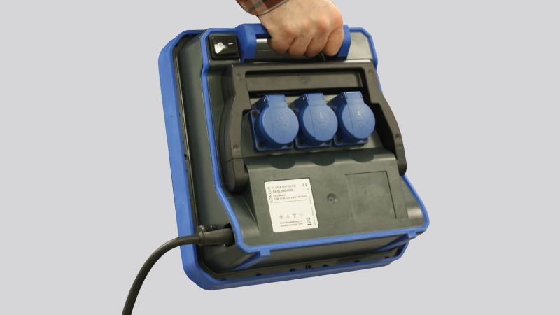 Ergonomically positioned handle